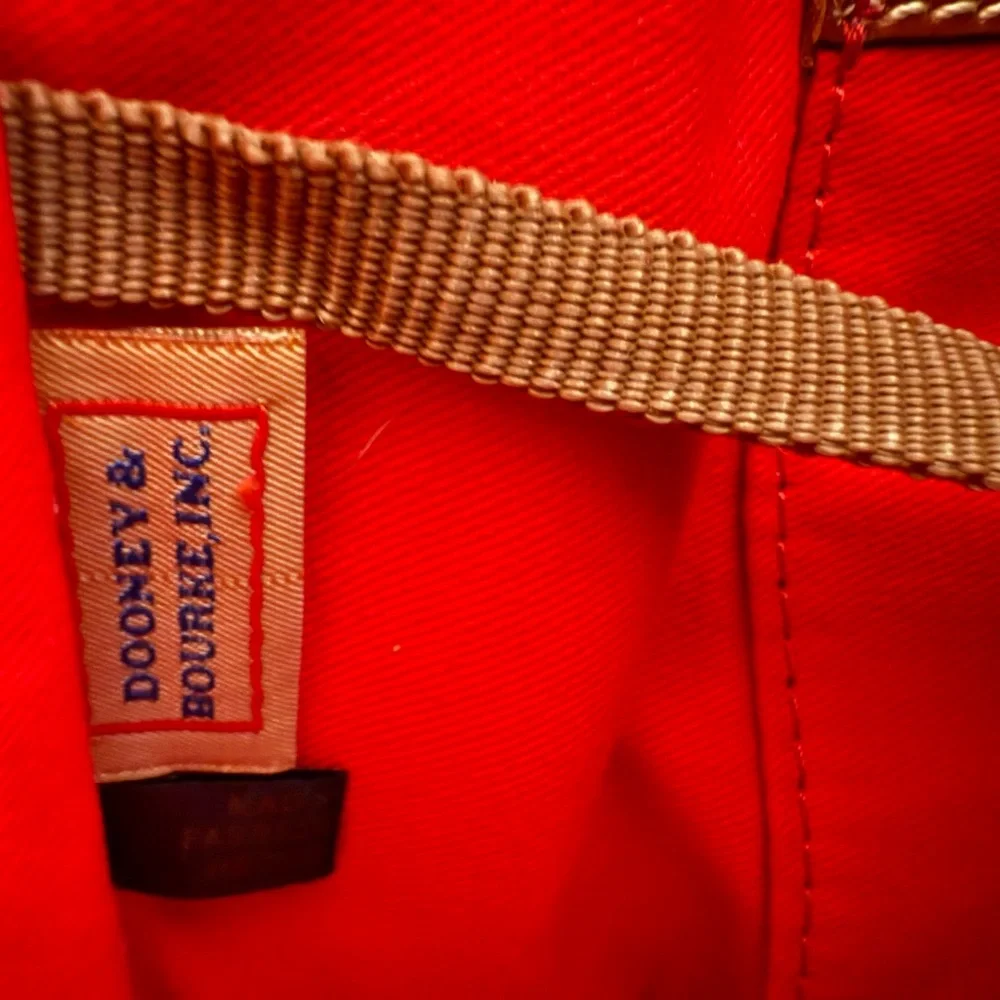 Dooney & Bourke this dooney